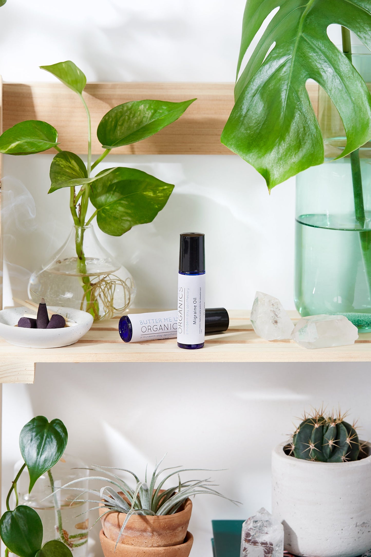 Organic Caffeinated Under Eye Serum / Under Eye Repair / Dark Circles